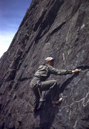 rock climbing.jpg (109923 bytes)